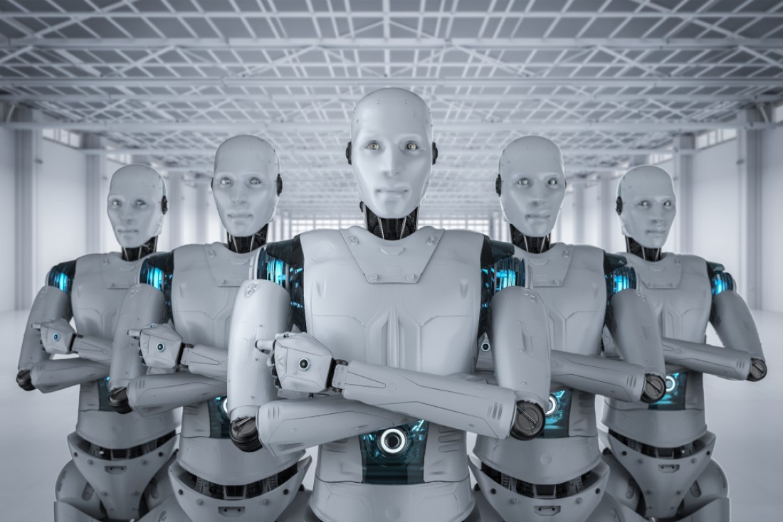 Grupa robotów humanoidalnych