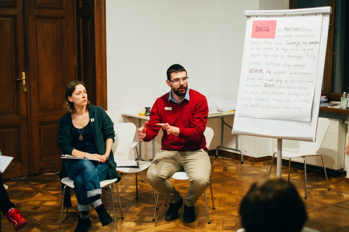 Uczestnicy warsztatów Dialogi Pokoleń